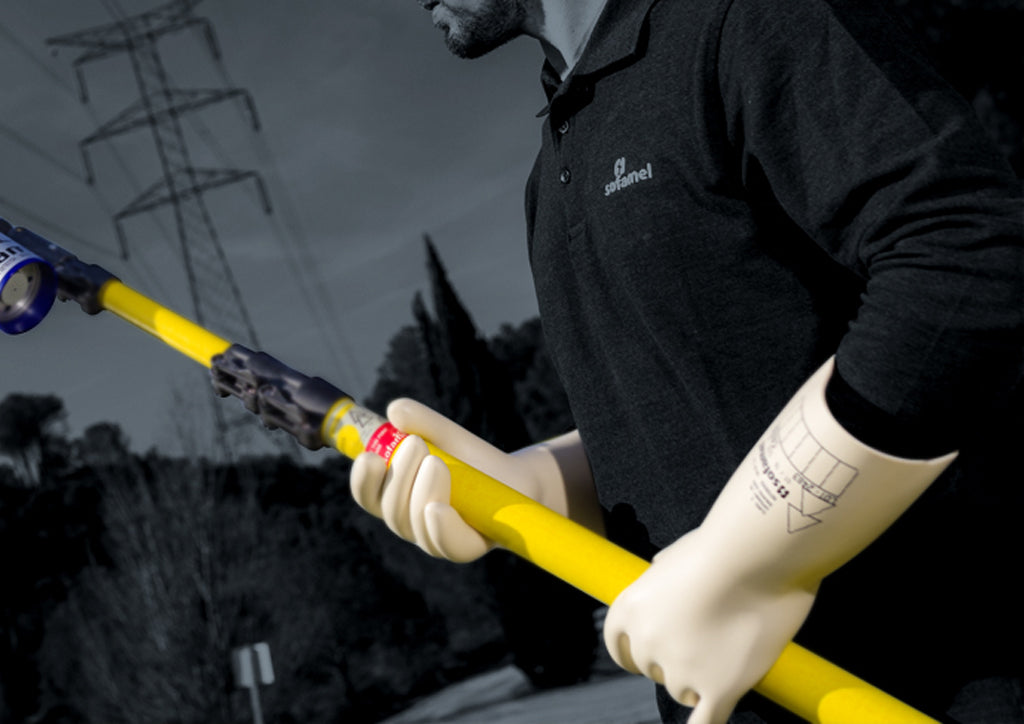 The Role of Sofamel Latex Insulated Gloves in Chemical and Electrical Safety