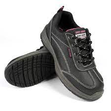 Shop Safety Shoes Online in Abu Dhabi, UAE