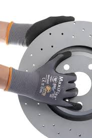 MaxiFlex-Ultimate-42874-fit-dexterity-precision-hand ling